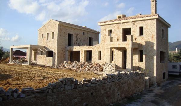 Πέτρινες μεζονέτες #1